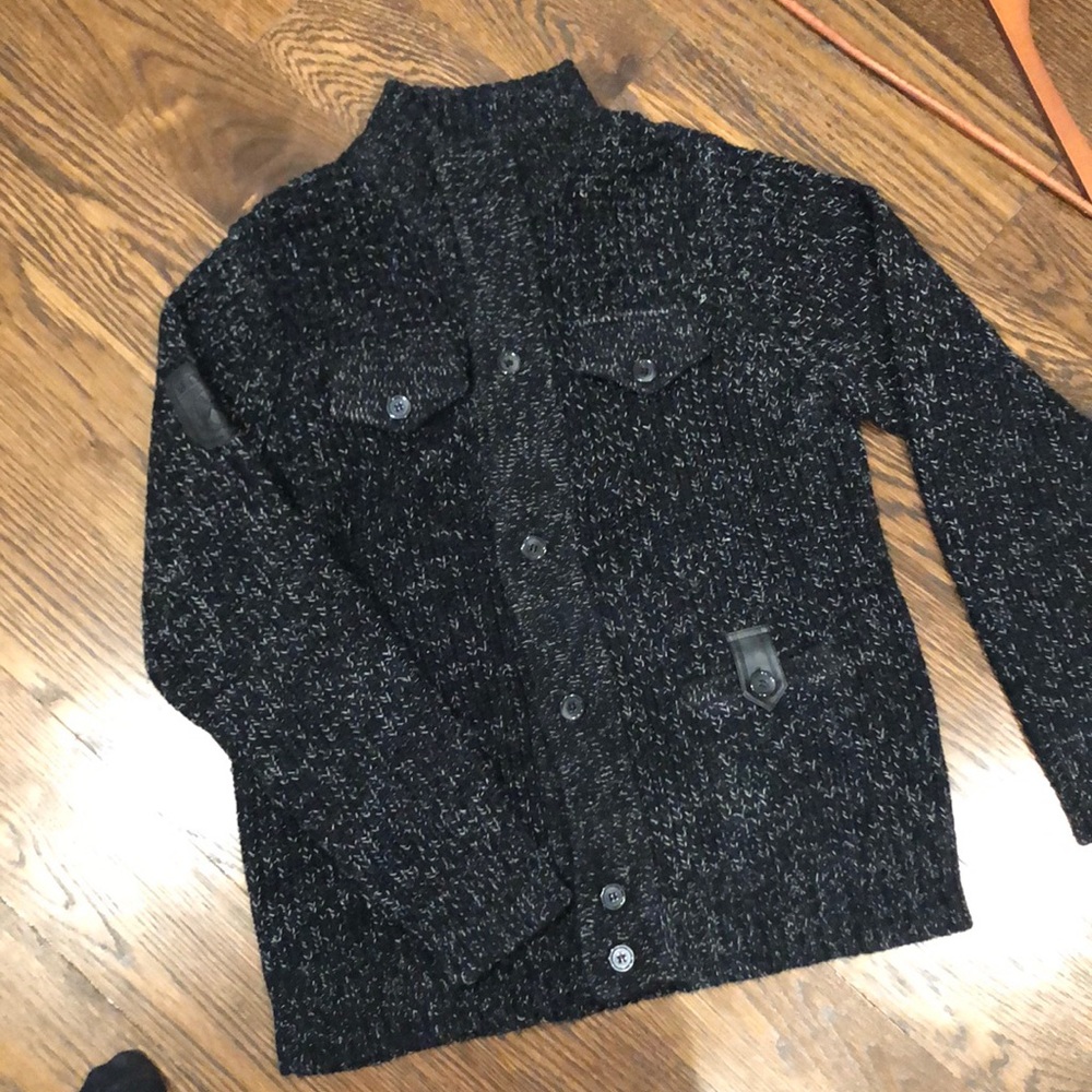 Men’s sweater by Marc Ecko size Large